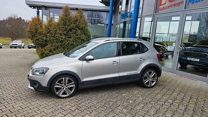 Gebraucht VW Polo Cross 105 PS (77 kW) 2013 Beige Kleinwagen
