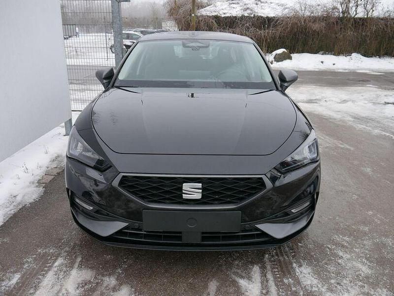 Neu Seat Leon FR 184 PS (135 kW) 2025 Schwarz