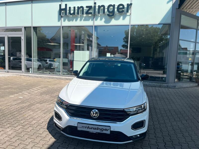 Weiß Gebraucht 2020 VW T-Roc IQ Drive SUV | 20.980 € (Fairer Preis) - Bild 1/4