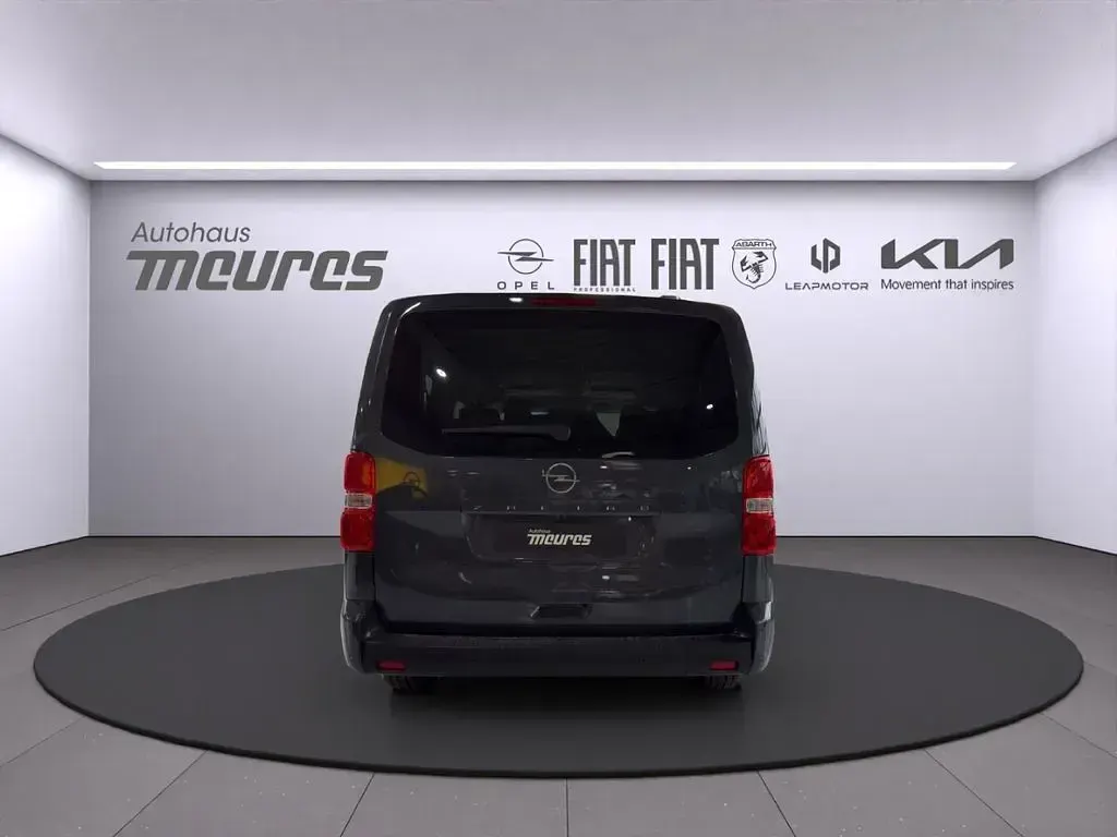 Neu Opel Zafira Life Edition 177 PS (130 kW) 2025 Grau Van / Kleinbus