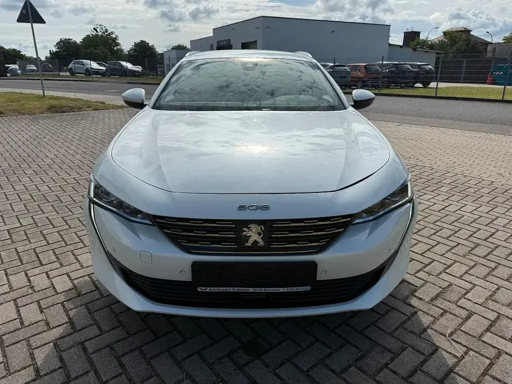 Gebraucht Peugeot 508 SW Allure 181 PS (133 kW) 2021 Weiß Kombi