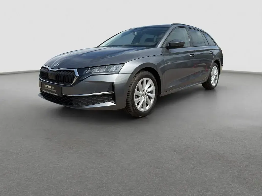 Gebraucht Skoda Octavia Selection 150 PS (110 kW) 2025 Grau Kombi