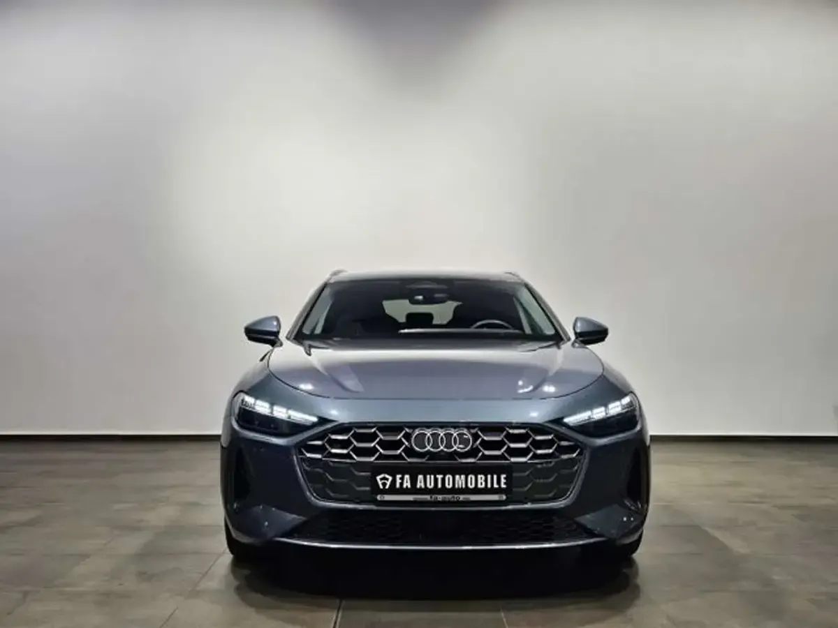 Gebraucht Audi A5 299 PS (219 kW) 2025 Horizontblau metallic Kombi