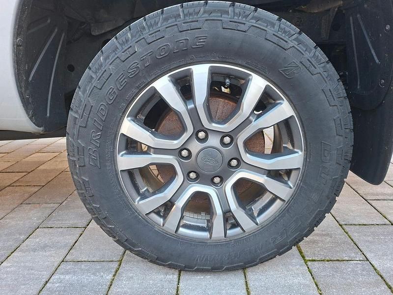 Gebraucht Ford Ranger Wildtrack 213 PS (156 kW) 2022 Grau Abholung