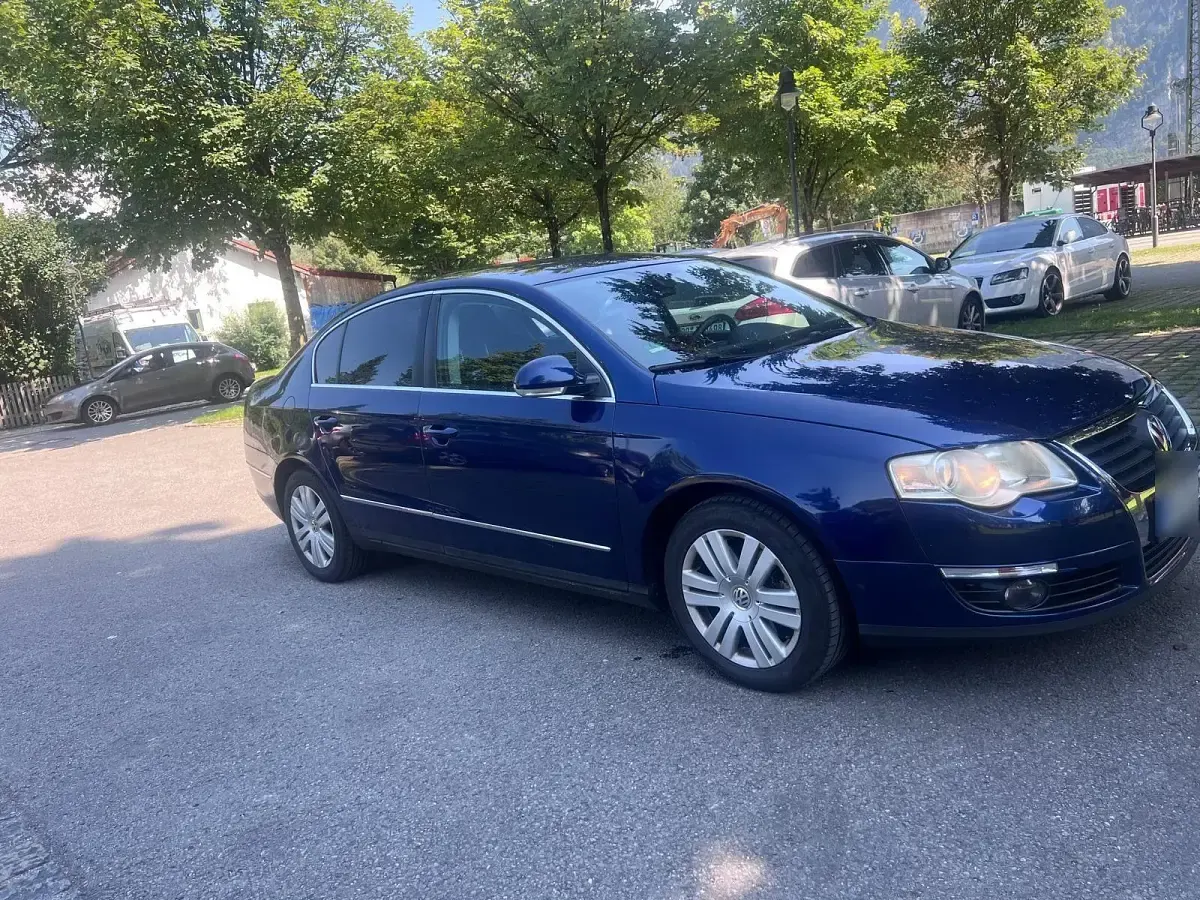 Gebraucht VW Passat Comfortline 105 PS (77 kW) 2007 Blau Limousine