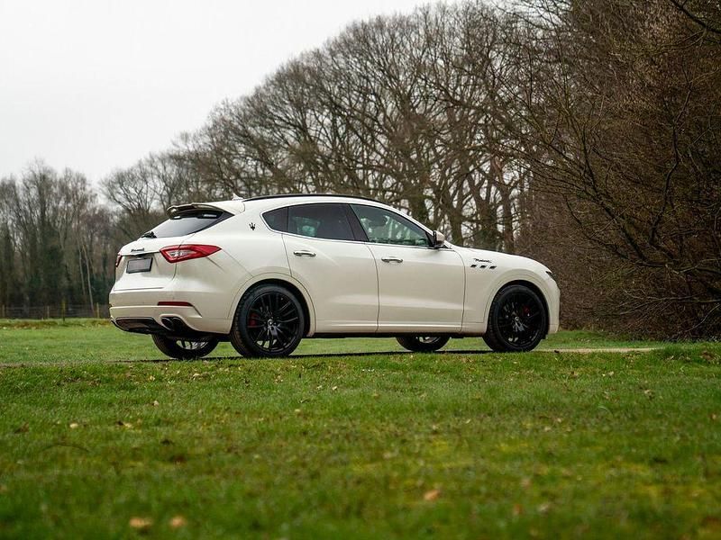 Gebraucht Maserati Levante 430 PS (316 kW) 2018 Weiß SUV