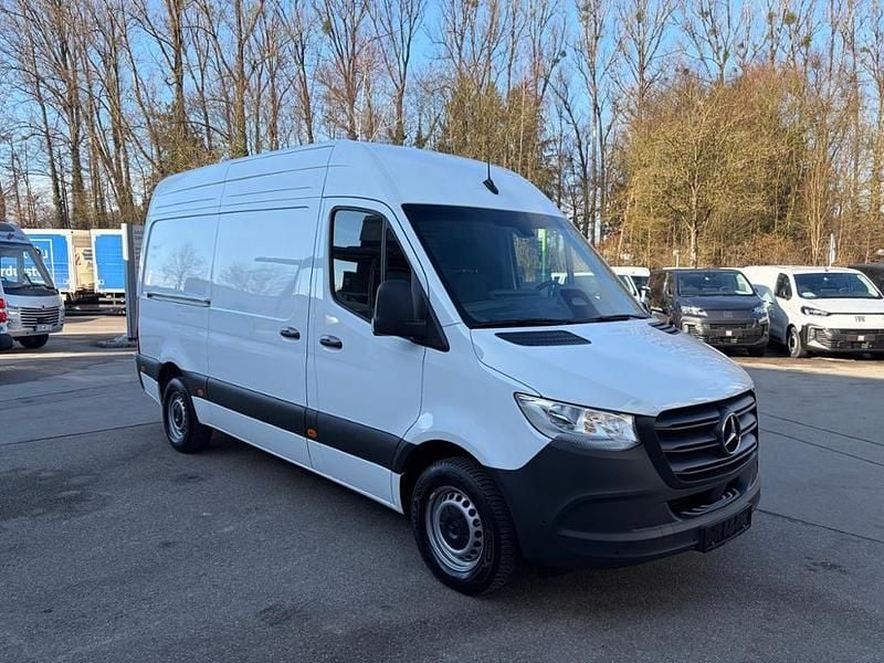 Gebraucht Mercedes Sprinter 170 PS (125 kW) 2025 Arktikweiß Van