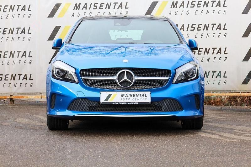Gebraucht Mercedes A220 177 PS (130 kW) 2016 Blau Limousine