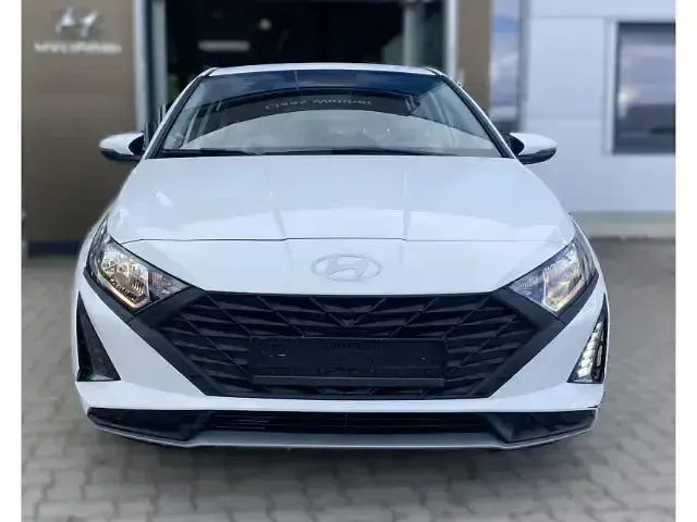 Gebraucht Hyundai i20 Select 79 PS (58 kW) 2025 Weiß Kleinwagen