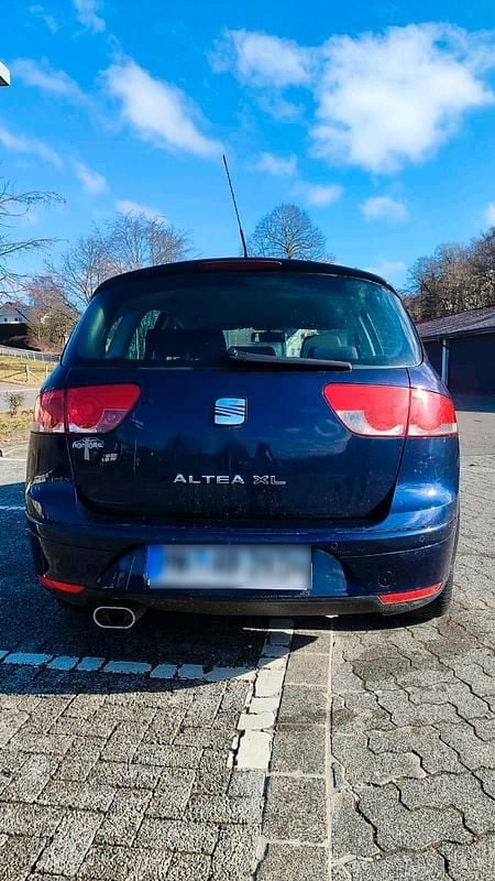 Gebraucht Seat Altea XL 105 PS (77 kW) 2008 Blau Van / Kleinbus