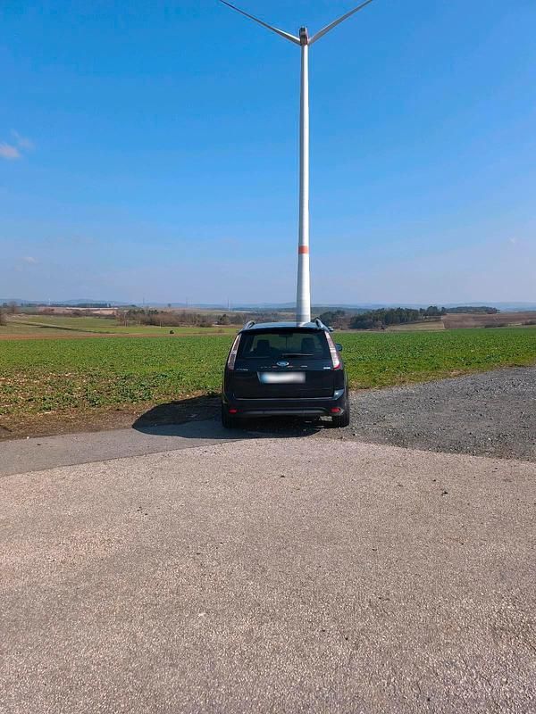 Gebraucht Ford Focus 136 PS (100 kW) 2010 Schwarz Kombi