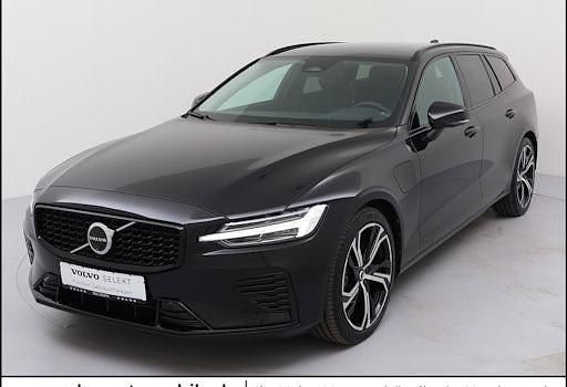 Gebraucht Volvo V60 Plus 336 PS (247 kW) 2024 Schwarz Kombi