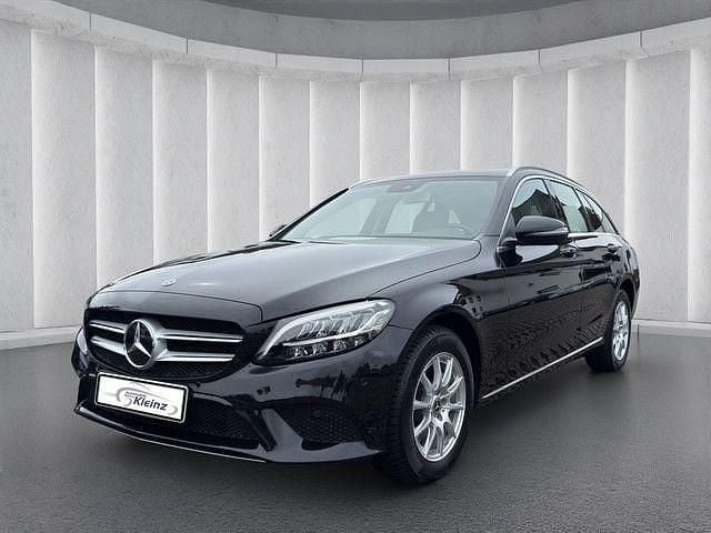Obsidianschwarz metalliclack Gebraucht 2018 Mercedes C200 Avantgarde Kombi | 19.500 € (Guter Preis) - Bild 1/4