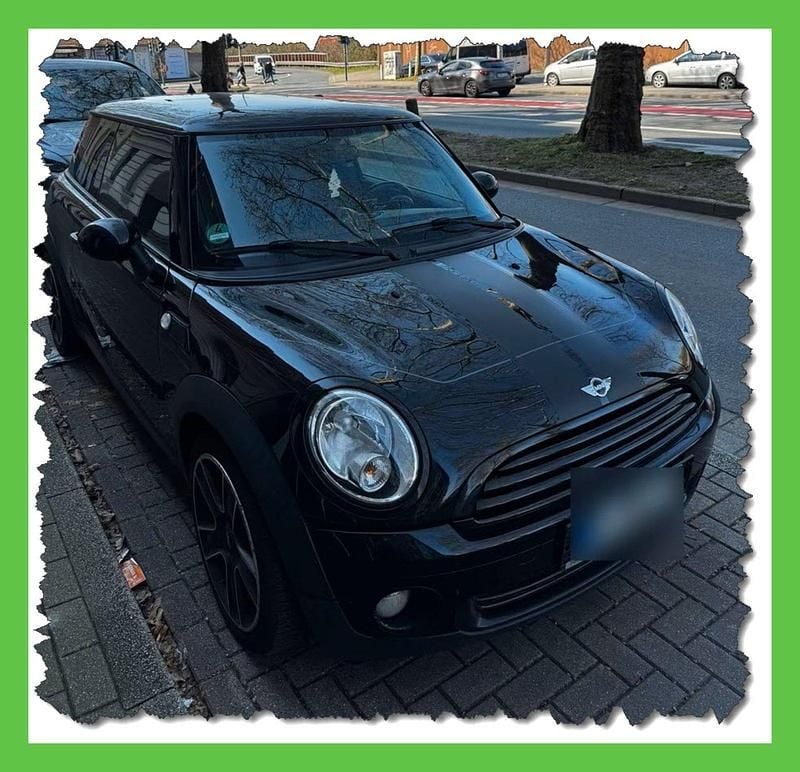 Usata Mini Cooper Coupé 75 CV (55 kW) 2010 Nero Coupé