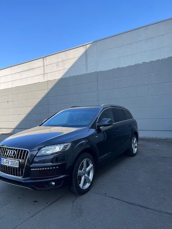 Gebraucht Audi Q7 Ambiente 245 PS (180 kW) 2015 Schwarz SUV