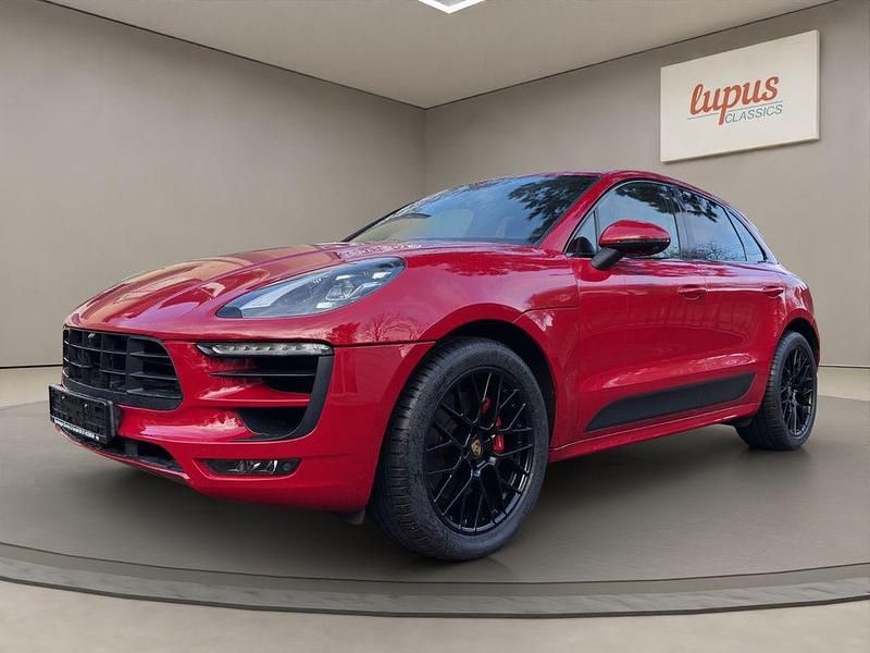 Rot Gebraucht 2018 Porsche Macan GTS SUV | 55.000 € (Fairer Preis) - Bild 1/4