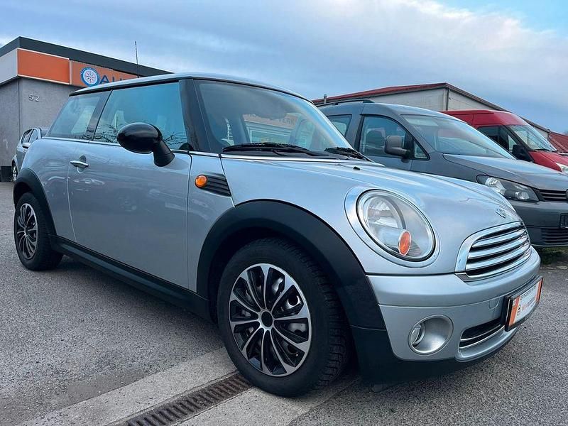 Usata Mini ONE 95 CV (69 kW) 2010 Argento Utilitaria