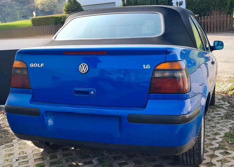 Gebraucht VW Golf Cabriolet 101 PS (74 kW) 1998 Blau Cabrio