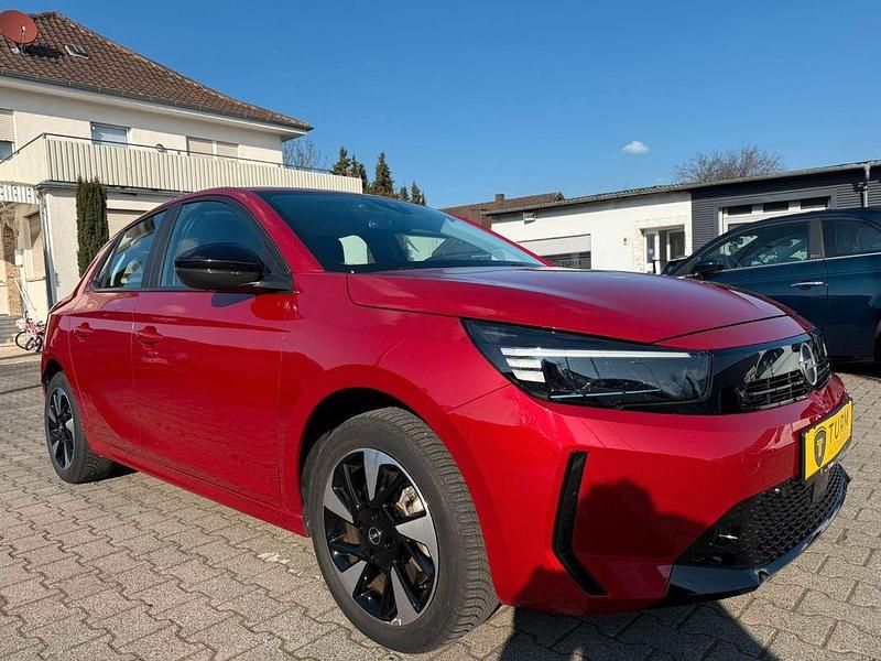 Gebraucht Opel Corsa-e 100 kW (136 PS) 2023 Rot Kleinwagen