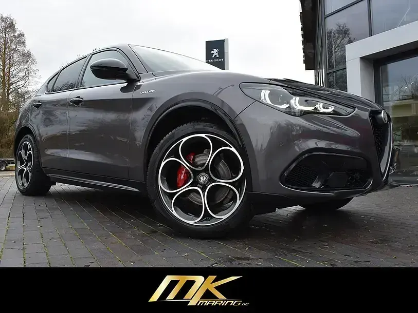 Gebraucht Alfa Romeo Stelvio Veloce 210 PS (154 kW) 2024 Grigio vesuvio, metalli (metallic) SUV