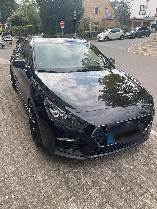 Schwarz Gebraucht 2019 Hyundai i30 N Performance Limousine | 20.599 € (Fairer Preis) - Bild 1/4