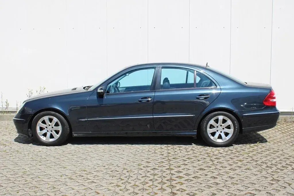 Brugt Mercedes E320 Avantgarde 204 HK (150 kW) 2003 Sedan