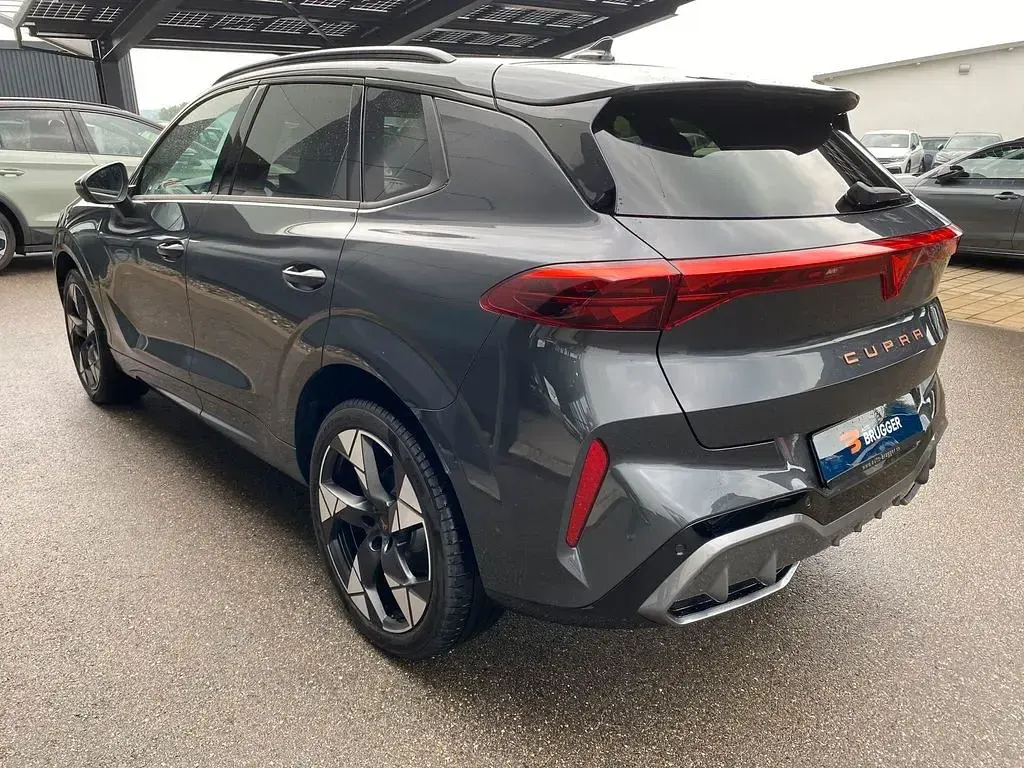Neu Cupra Terramar 204 PS (150 kW) 2026 Timanfayagrau SUV