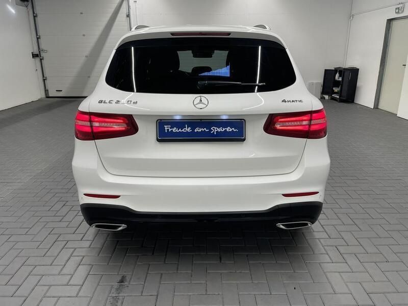 Gebraucht Mercedes GLC250 AMG 204 PS (150 kW) 2018 Weiß SUV