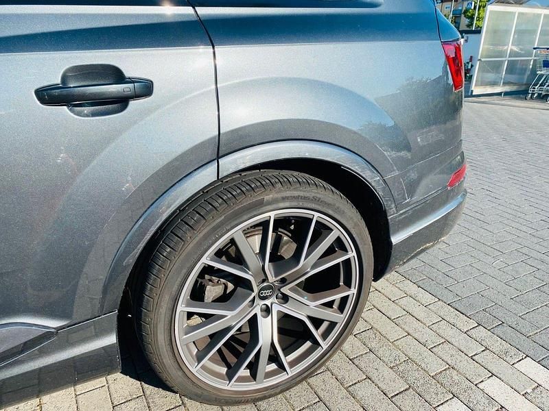 Gebraucht Audi Q7 S-Line 272 PS (200 kW) 2017 Grau SUV