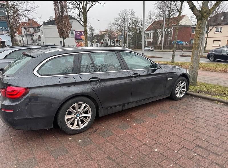 Gebraucht BMW 525 204 PS (150 kW) 2010 Schwarz Kombi