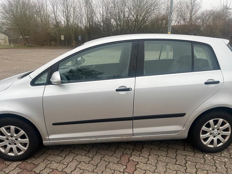 Gebraucht VW Golf IV 101 PS (74 kW) 2005 Silber Kleinwagen