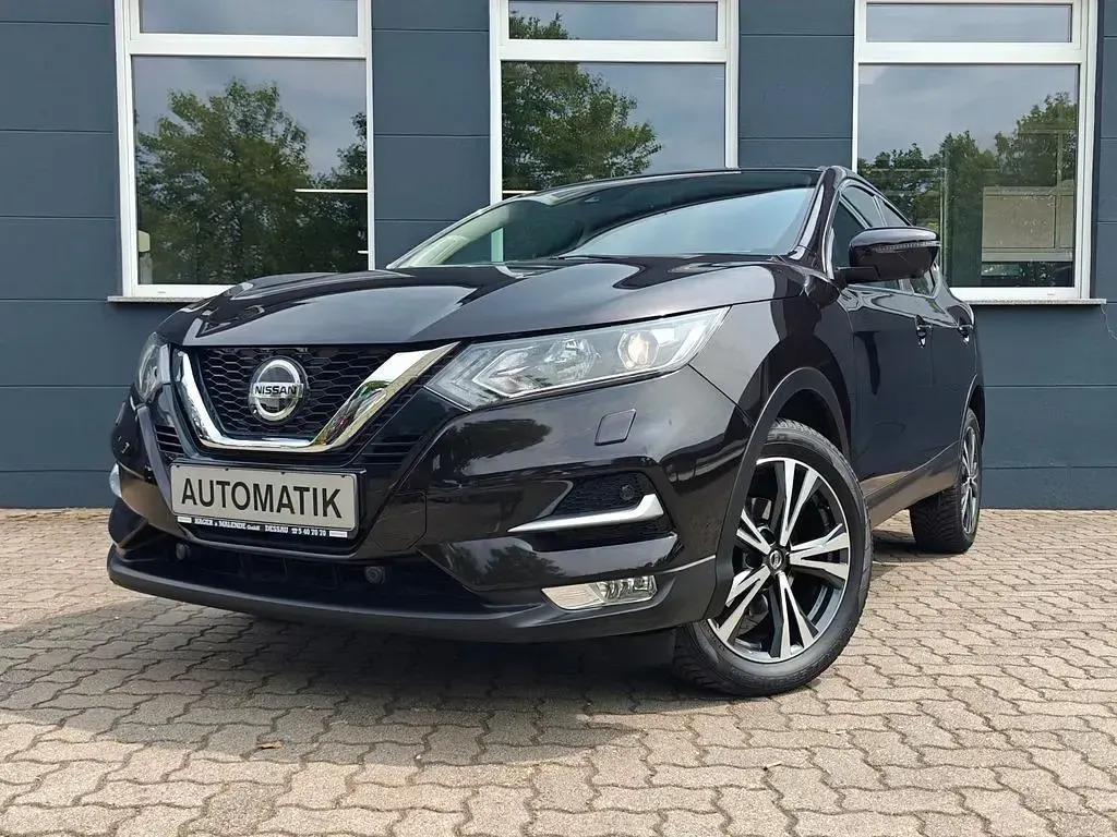 Gebraucht Nissan Qashqai N-Connecta 159 PS (116 kW) 2019 Schwarz SUV