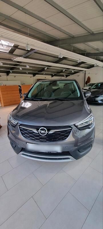 Grau Gebraucht 2021 Opel Crossland X SUV | 13.800 € (Superpreis) - Bild 1/4