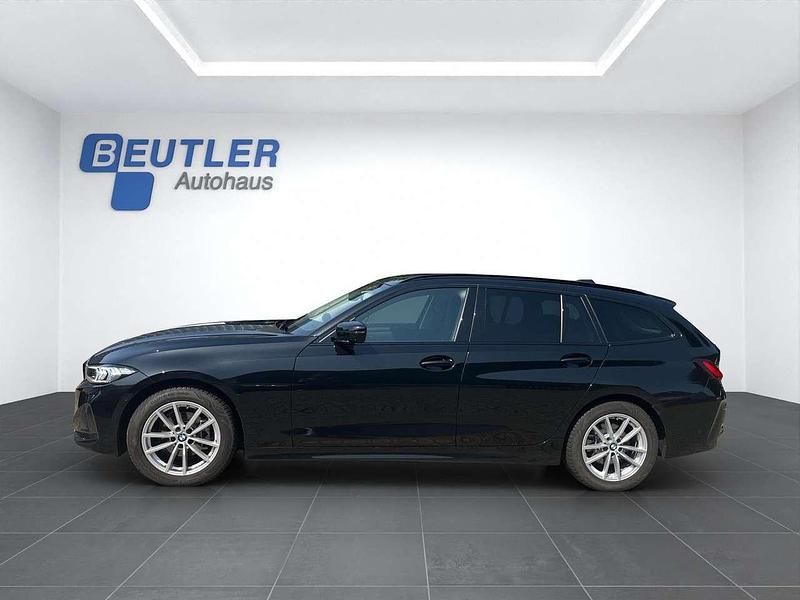 Gebraucht BMW 318 156 PS (114 kW) 2025 Black sapphire metallic Kombi