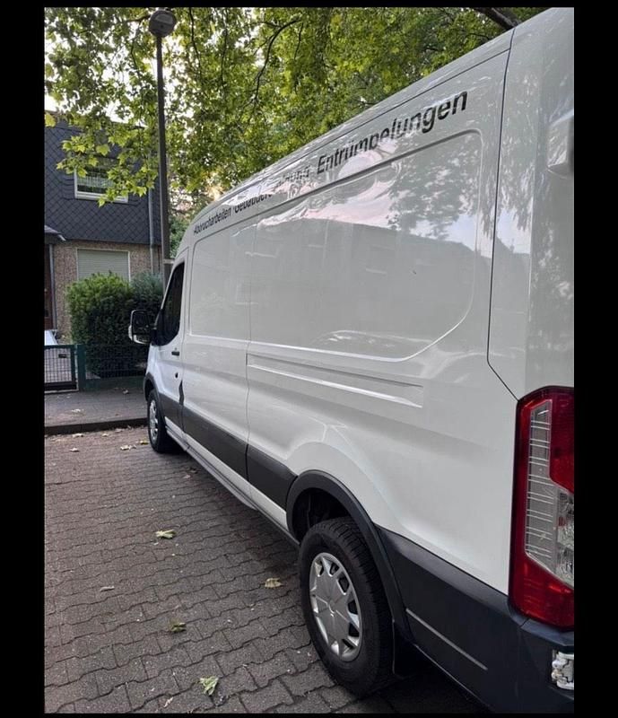 Gebraucht Ford Transit 132 PS (97 kW) 2017 Weiß Van