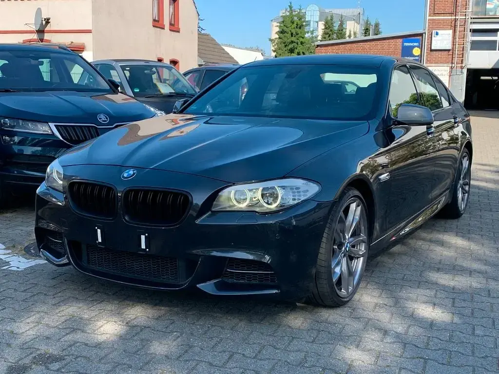 Gebraucht BMW M550 Performance 381 PS (280 kW) 2013 Grau Limousine