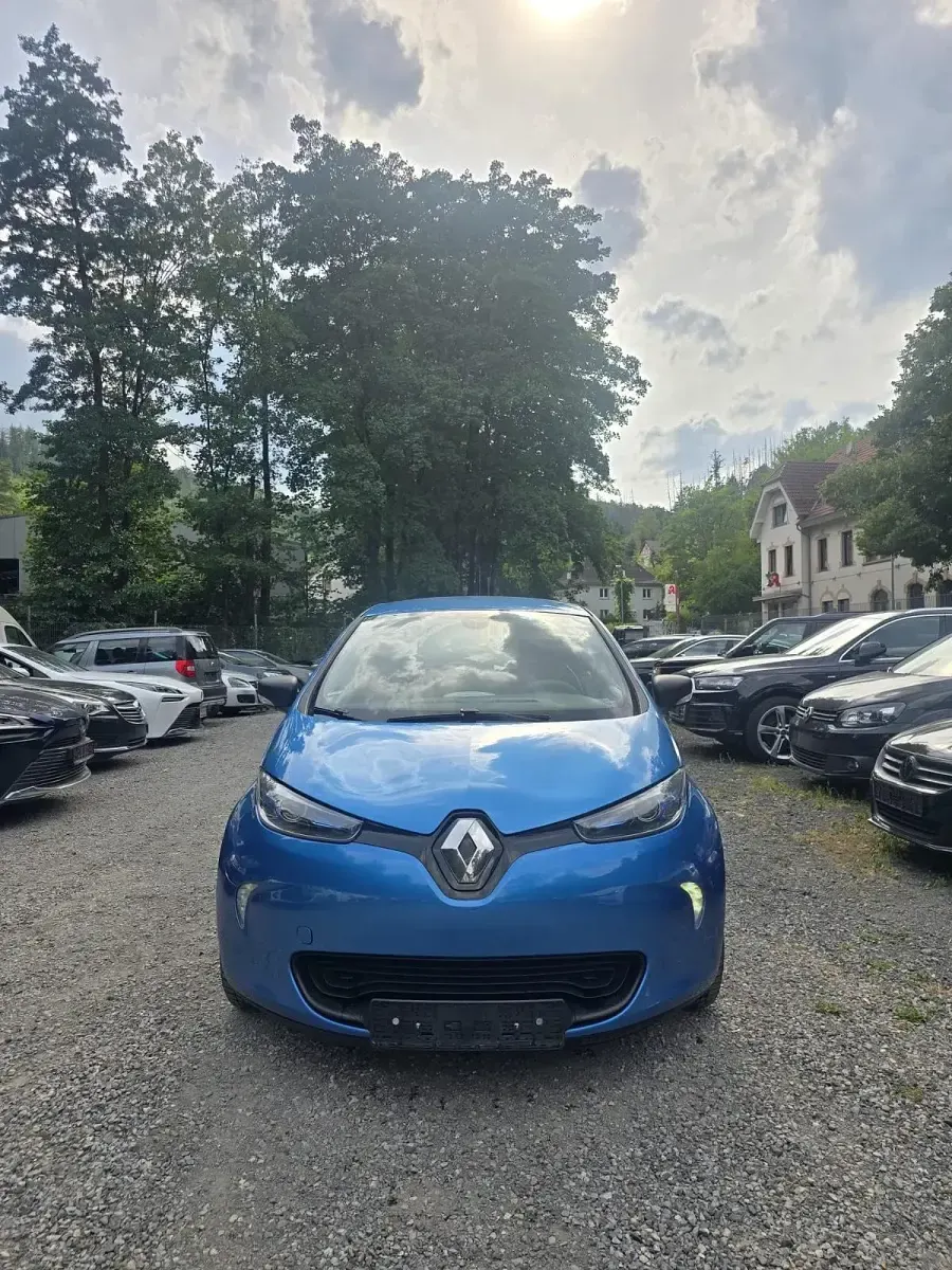 Gebraucht Renault Zoe Life 67 kW (92 PS) 2017 Blau Kleinwagen