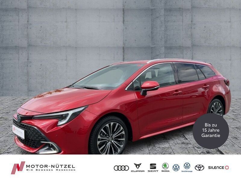 Emotional red 2 Gebraucht 2023 Toyota Corolla Team Kombi | 26.660 € (Fairer Preis) - Bild 1/4