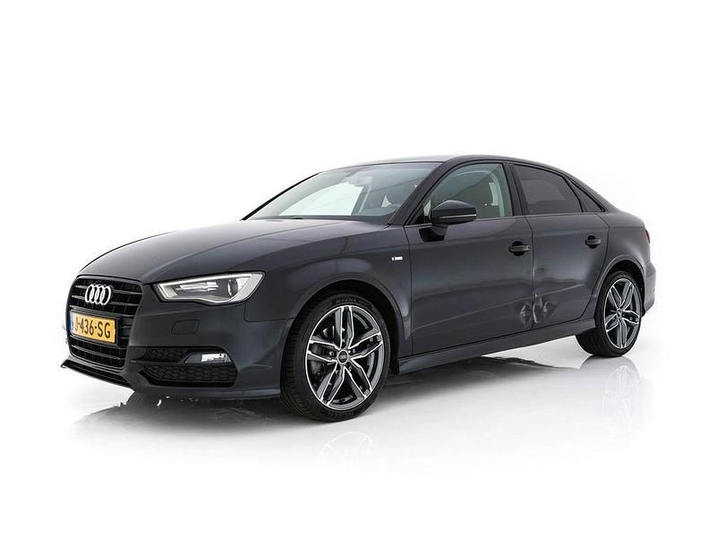 Gebraucht Audi A3 Ambition 111 PS (81 kW) 2015 Schwarz Limousine