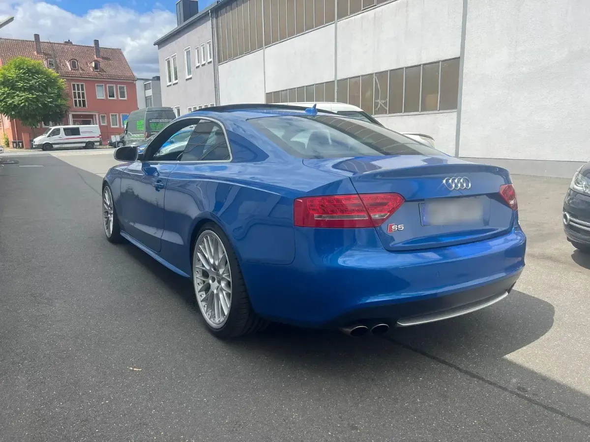 Gebraucht Audi S5 Cabriolet 354 PS (260 kW) 2010 Blau Coupé