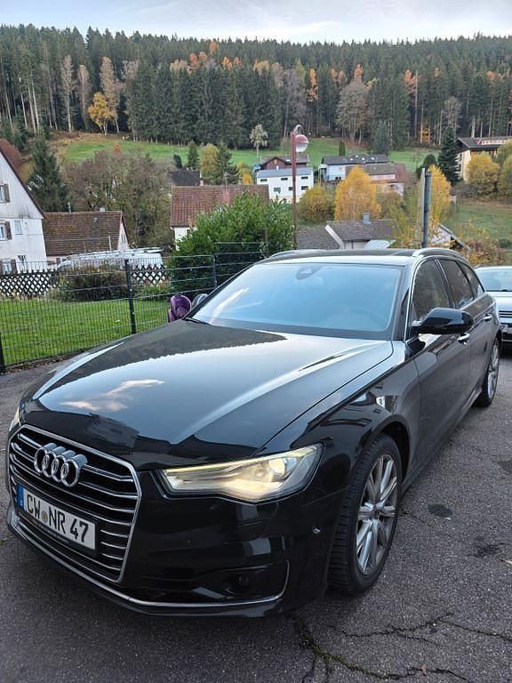 Schwarz Gebraucht 2015 Audi A6 Ambiente Kombi | 16.199 € (Fairer Preis) - Bild 1/4
