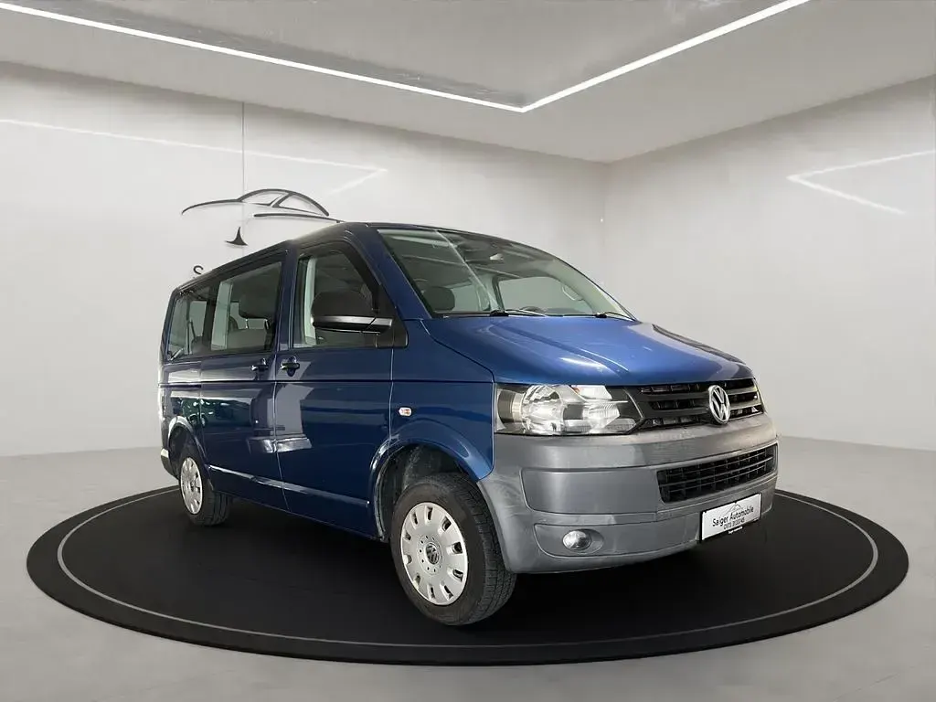 Gebraucht VW Caravelle Trendline 140 PS (102 kW) 2012 Blau Van