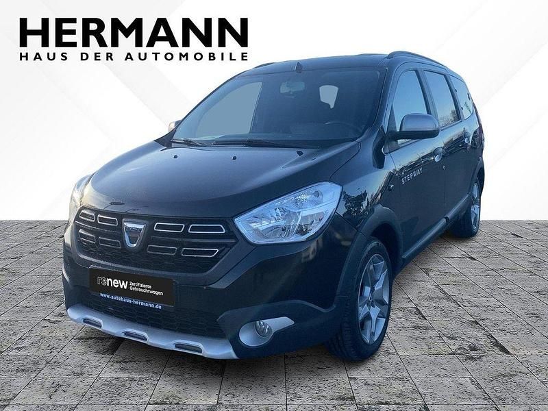 Gebraucht Dacia Lodgy Stepway 131 PS (96 kW) 2020 Perlmuttschwarz (schwarz) Van / Kleinbus