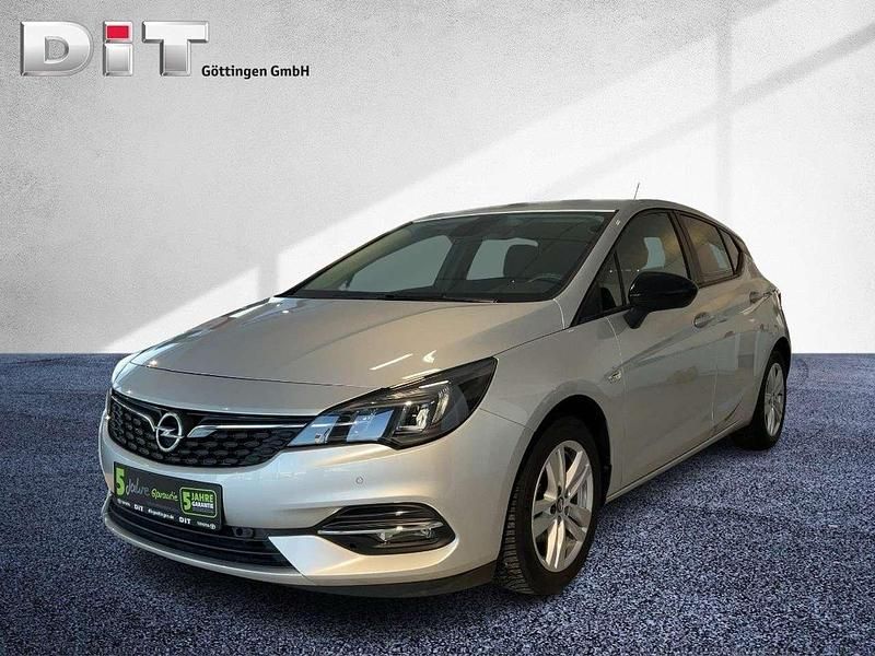Gebraucht Opel Astra Edition 110 PS (80 kW) 2021 Argon silber/ice silver Limousine