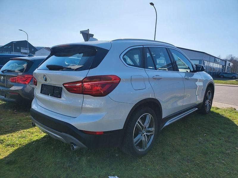 Gebraucht BMW X1 xLine 190 PS (139 kW) 2016 Weiß SUV