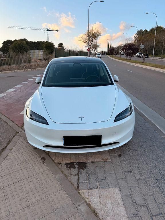 Gebraucht Tesla Model 3 366 kW (498 PS) 2025 Weiß Limousine