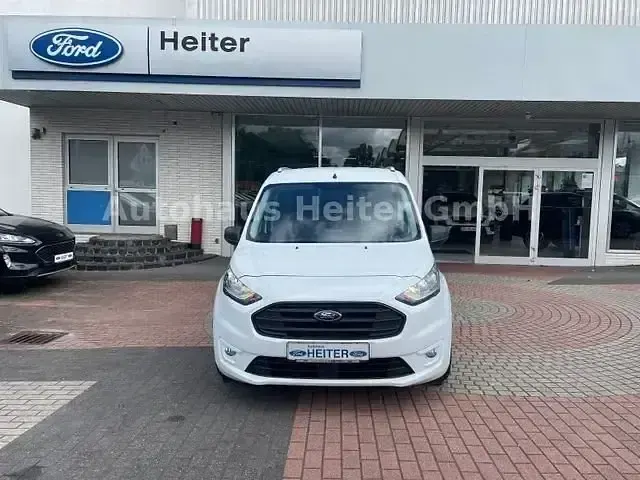 Gebraucht Ford Transit Trend 101 PS (74 kW) 2024 Weiß Kombi