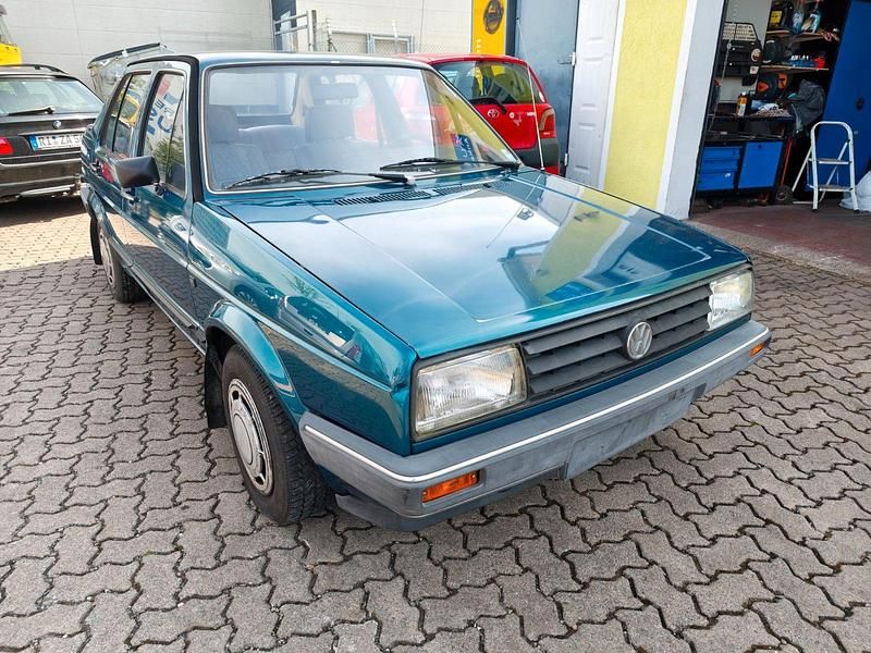 Używany VW Jetta 75 KM (55 kW) 1984 Niebieski Sedan/Limuzyna
