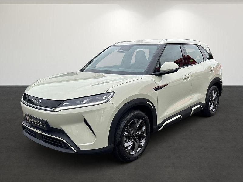 Grün Neu 2025 BYD Atto 2 Active SUV | 25.900 € - Bild 1/4