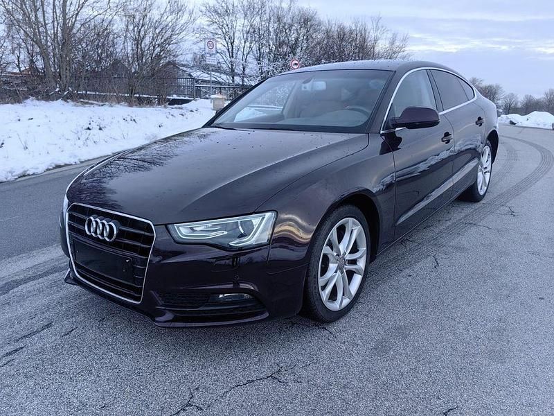 Gebraucht Audi A5 Sportback Sport 211 PS (155 kW) 2012 Violet Kleinwagen